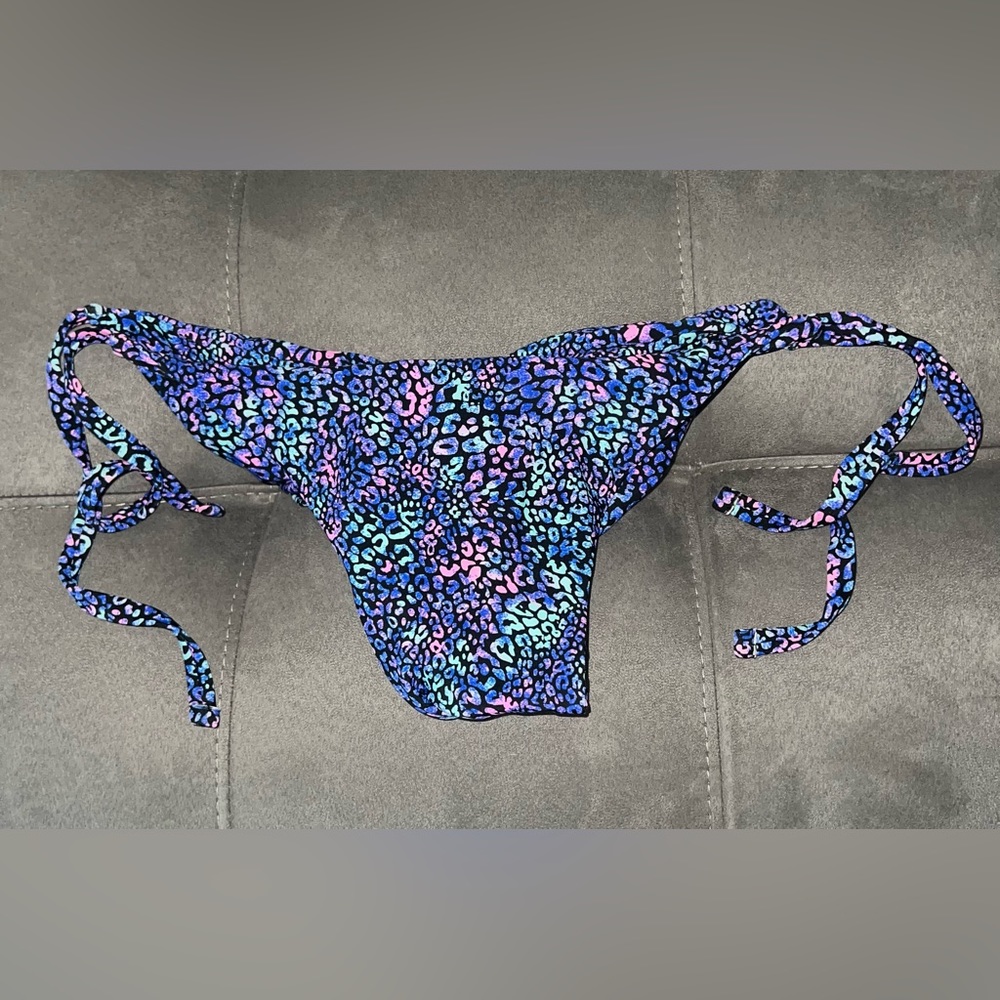 Fused Hawaii (Various Colors/Print)